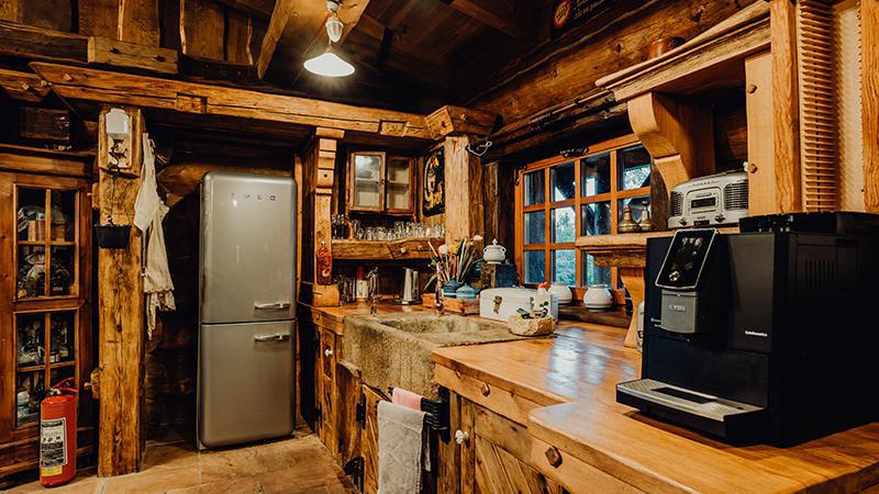 cz-luxusni-srub-liny-800x450 Cabin kitchen