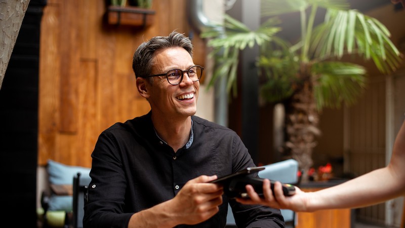 mobile payment in cafe