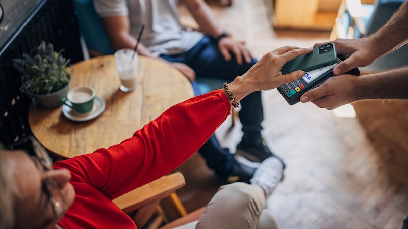 mobile payment in coffee shop